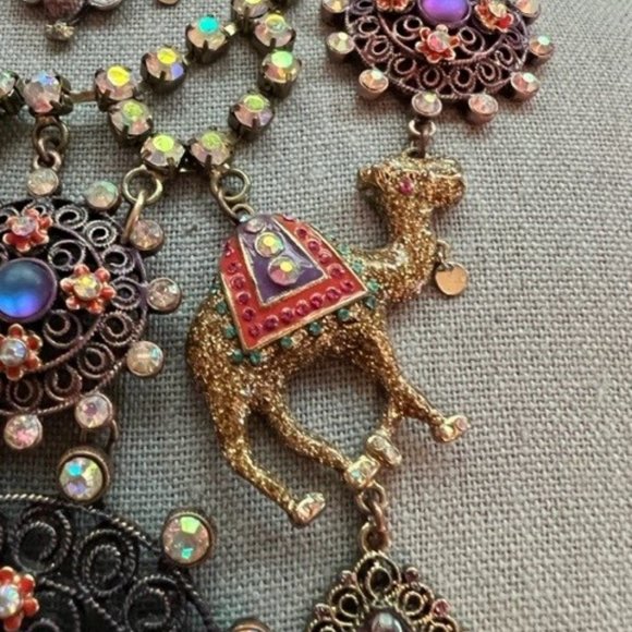 Vintage Betsey Johnson Necklace, Bracelet, Earrings - Picture 6 of 11